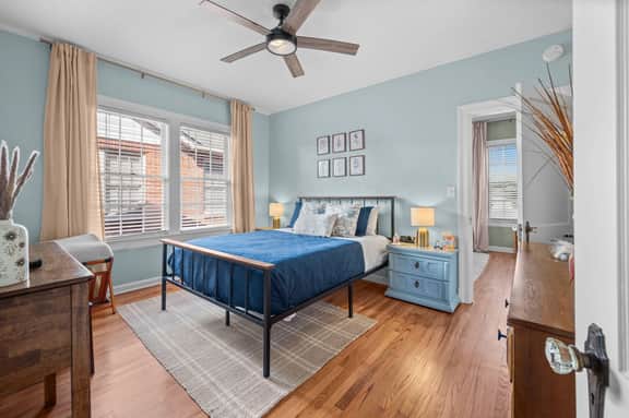 Renovated 2BR w/Porch & Pool Table • San Marco - Image 5